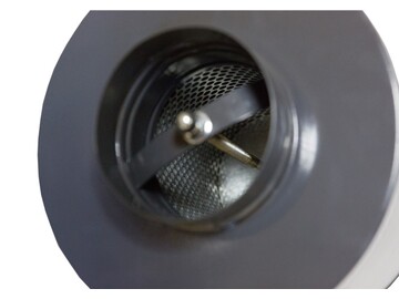 KLEVER-ugolniy-filtrP160-100-vid-flanez-vnutri
